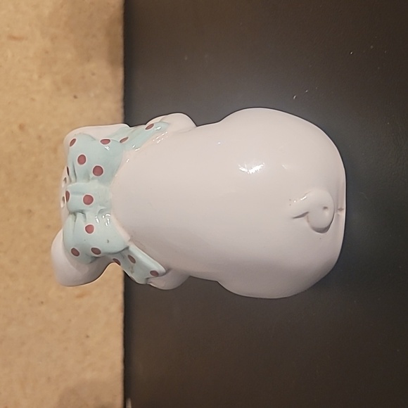 Vintage Pig Salt & Pepper Shakers - Picture 10 of 13
